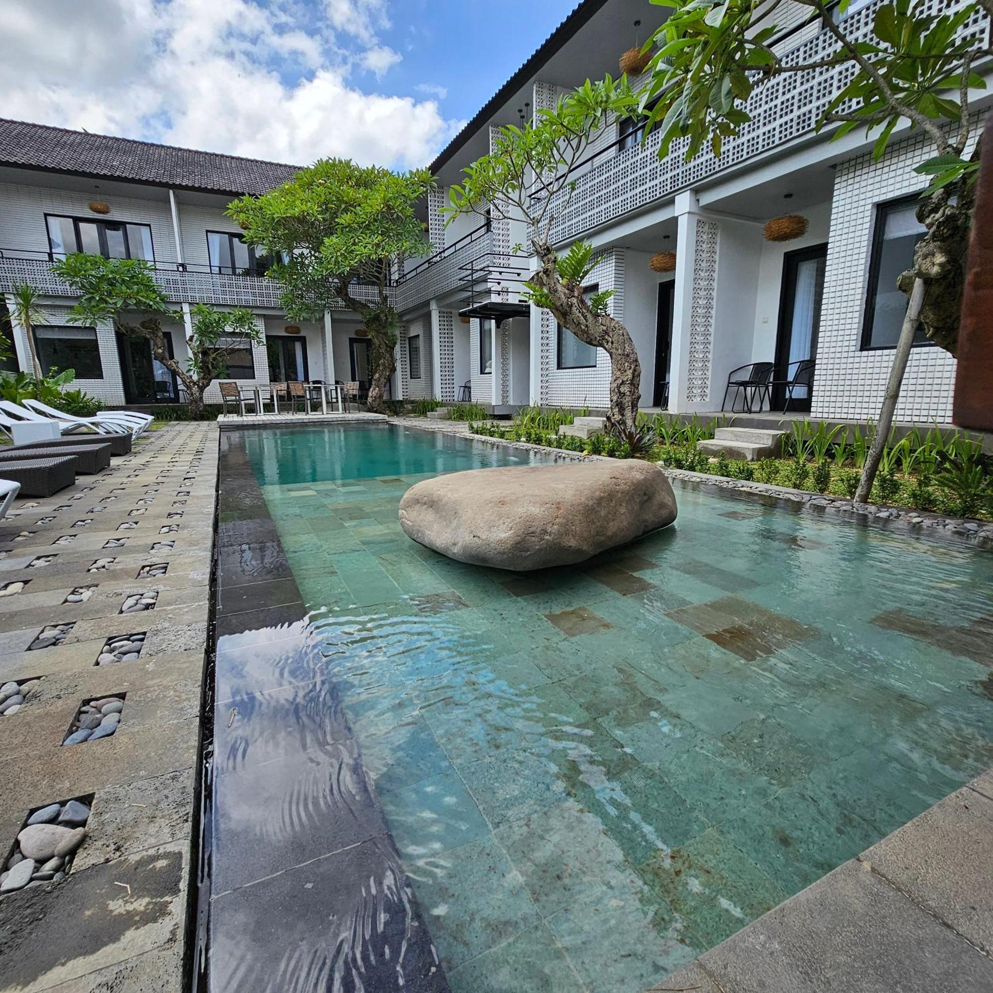 Chandi Hotel Ubud Екстер'єр фото